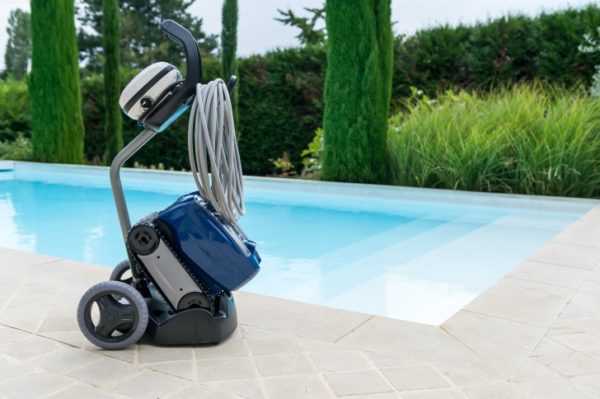 Zodiac TX35 Robotic Pool Cleaner - Image 4